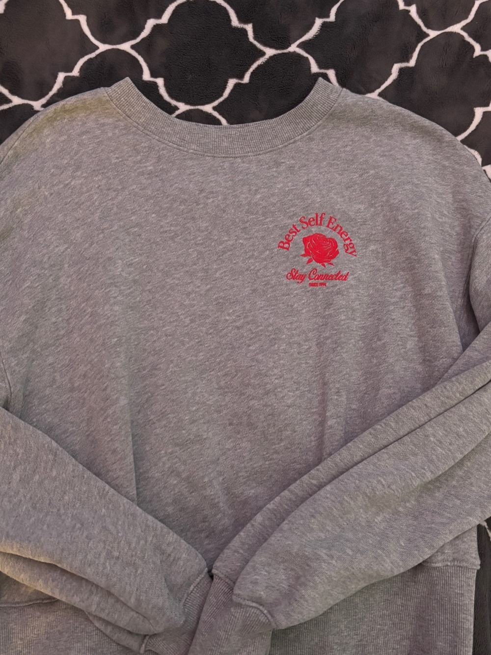 Old Navy Light Gray Crewneck Sweatshirt